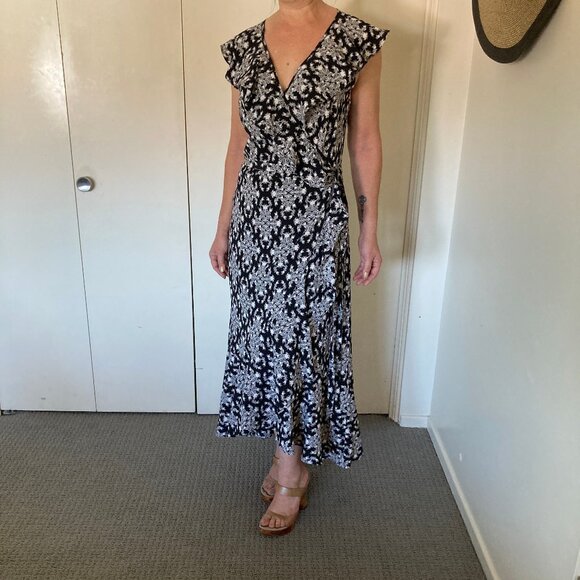 New Max Studio Wrap Dress - Picture 3 of 12